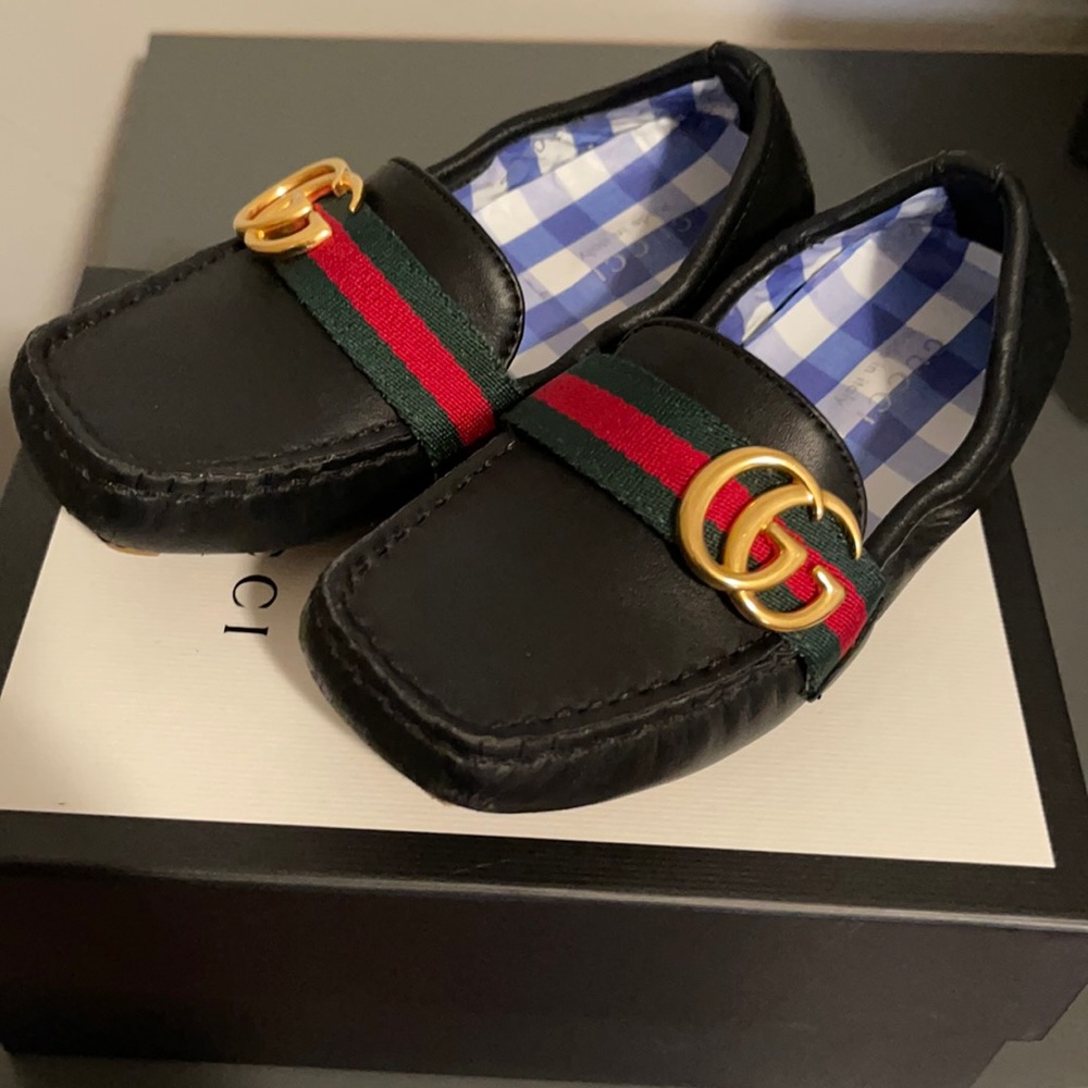 Gucci loafers boy’s size 26